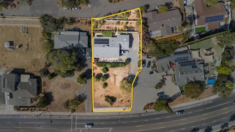 535 Civic Center Dr