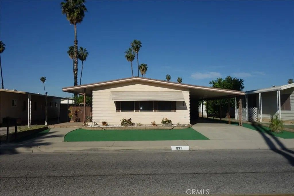 Photo of 833 S Lyon Avenue, Hemet, CA 92543 (MLS # IV26065063)