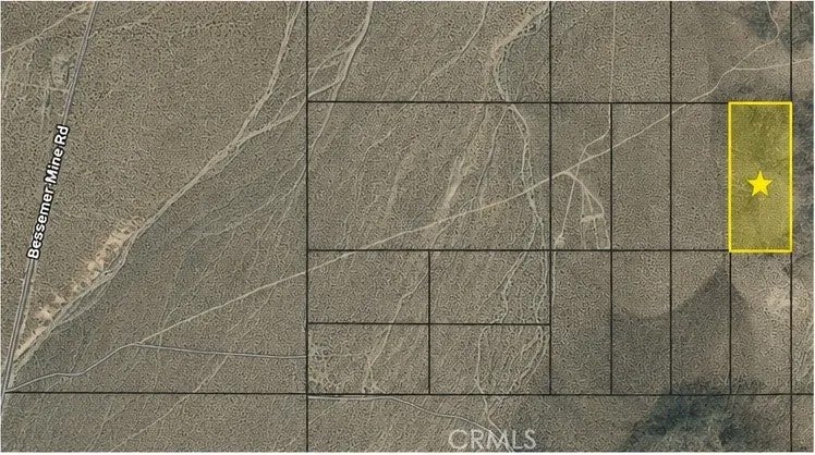Photo of 0 Ca-247, Lucerne Valley, CA 92356 (MLS # CV26182733)