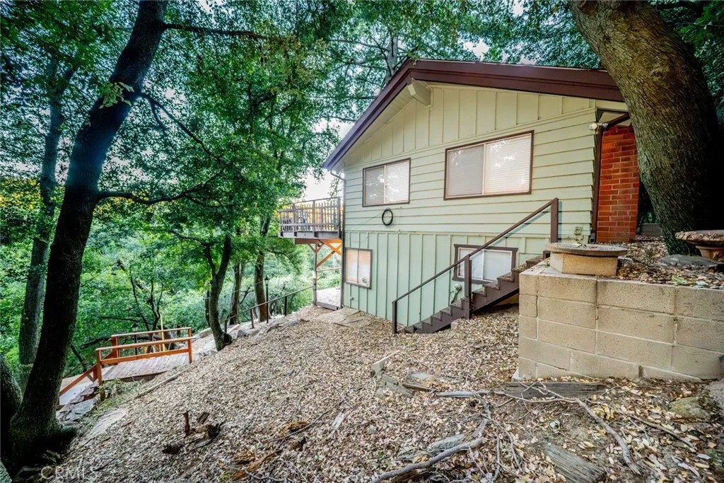 25123 Valle Drive