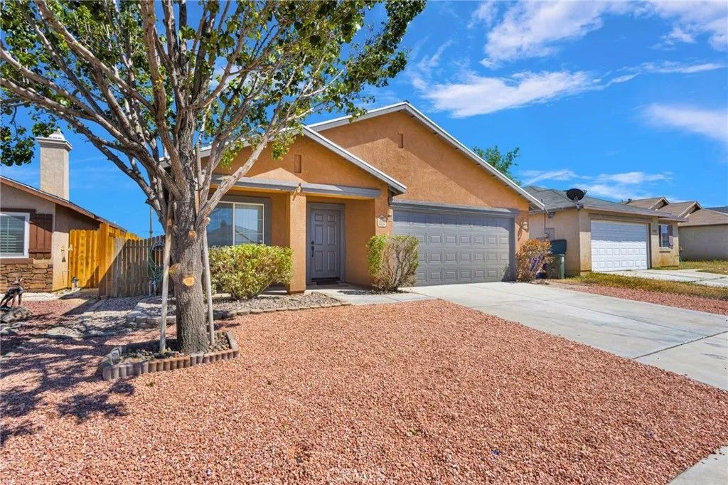 Photo of 13499 Merry Oaks Street, Victorville, CA 92392 (MLS # HD26075779)