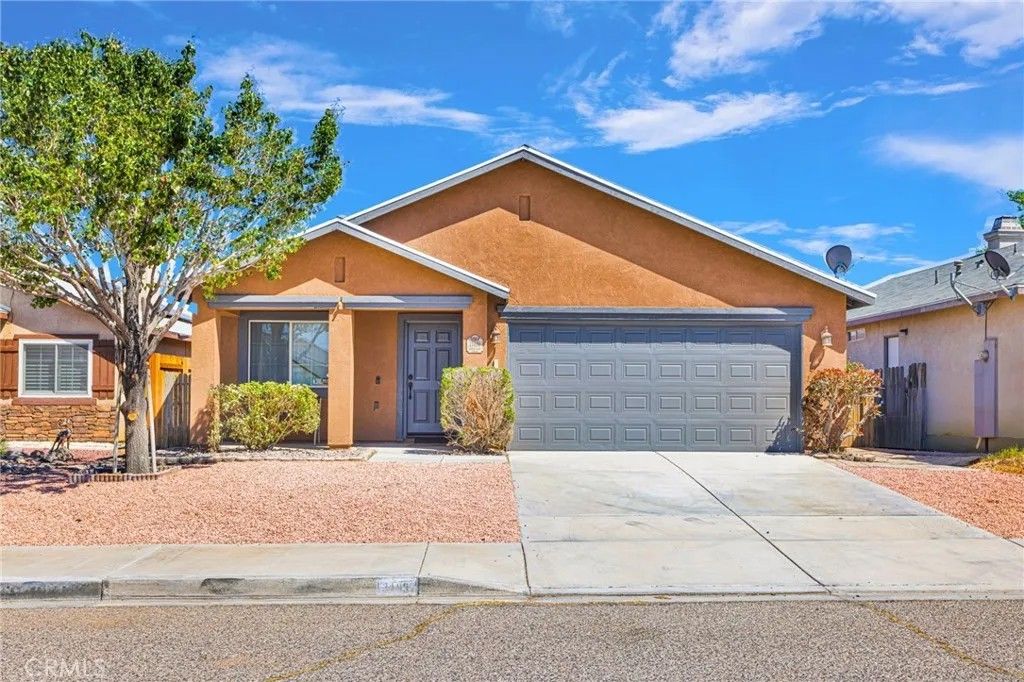 Photo of 13499 Merry Oaks Street, Victorville, CA 92392 (MLS # HD26075779)