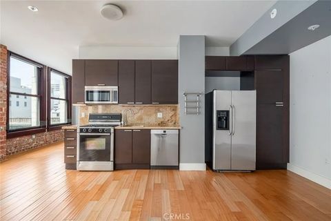 Tiny photo for 460 S Spring Street #1013, Los Angeles, CA 90013 (MLS # SB25244216)