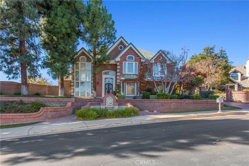 Photo of 1608 Smiley Ridge, Redlands, CA 92373 (MLS # OC25271709)