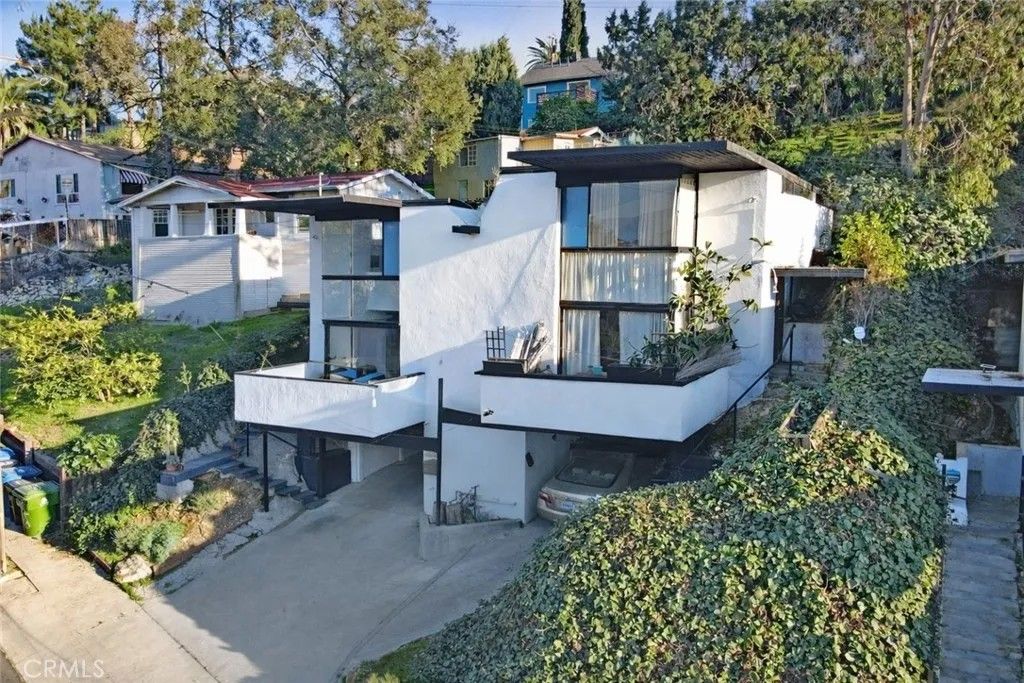 Photo of 5036 Aldama, Los Angeles, CA 90042 (MLS # CV26005341)