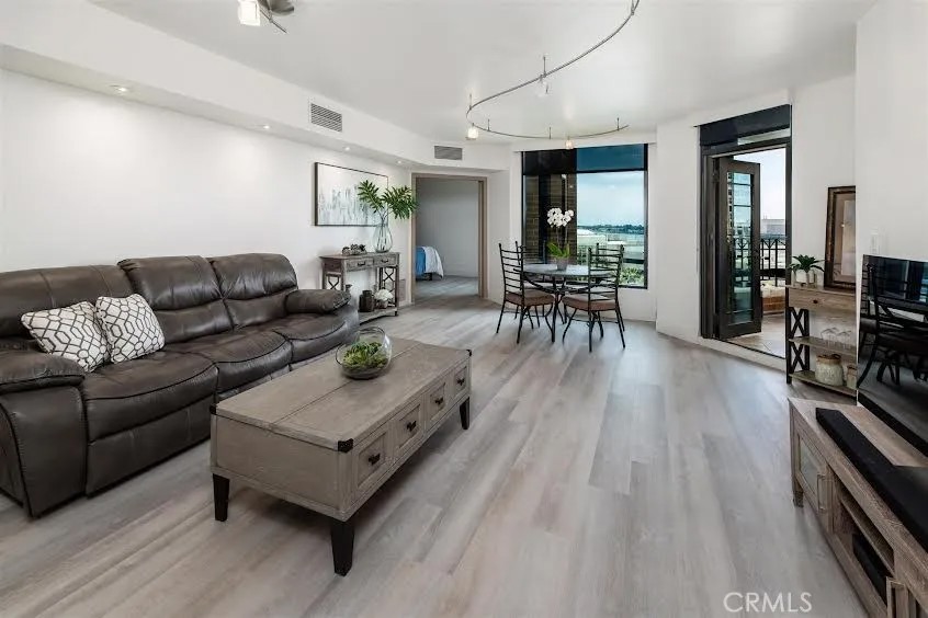 500 W Harbor Drive 908