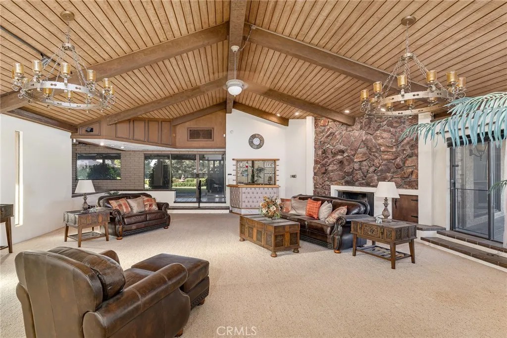 15283 Apple Valley