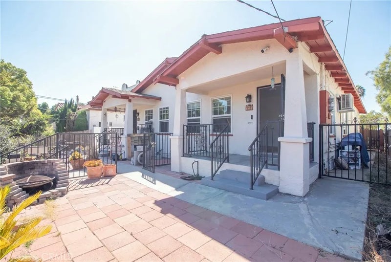 337 N Occidental