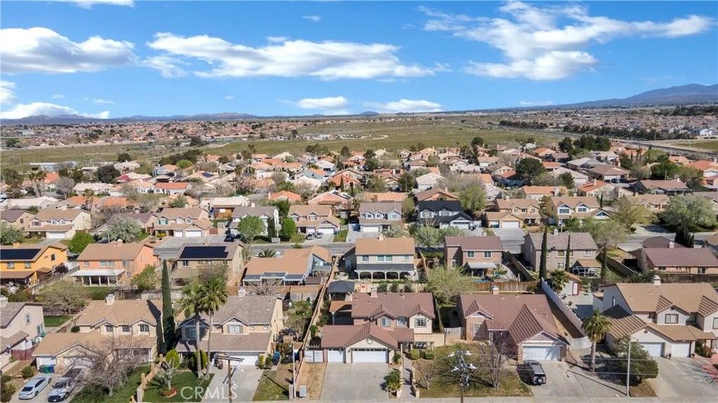 Photo of 36664 45th St, Palmdale, CA 93552 (MLS # SR26059571)