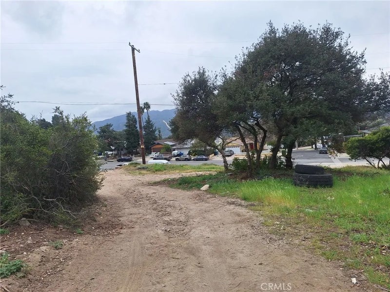 0 TUJUNGA,
