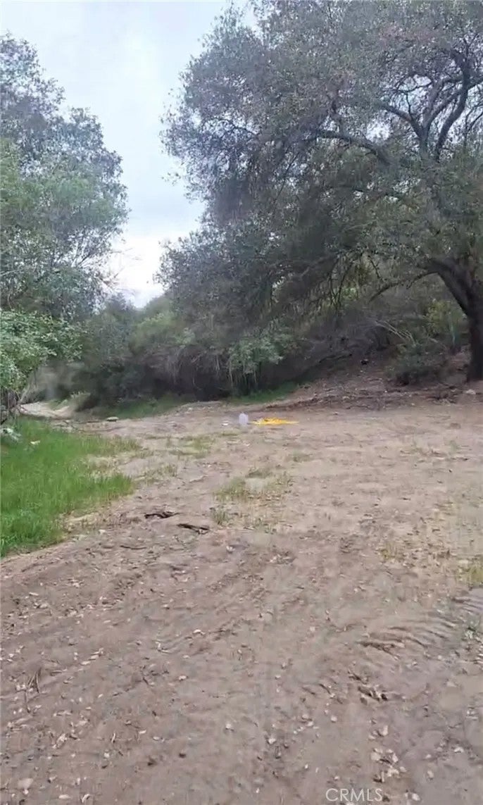 0 TUJUNGA,