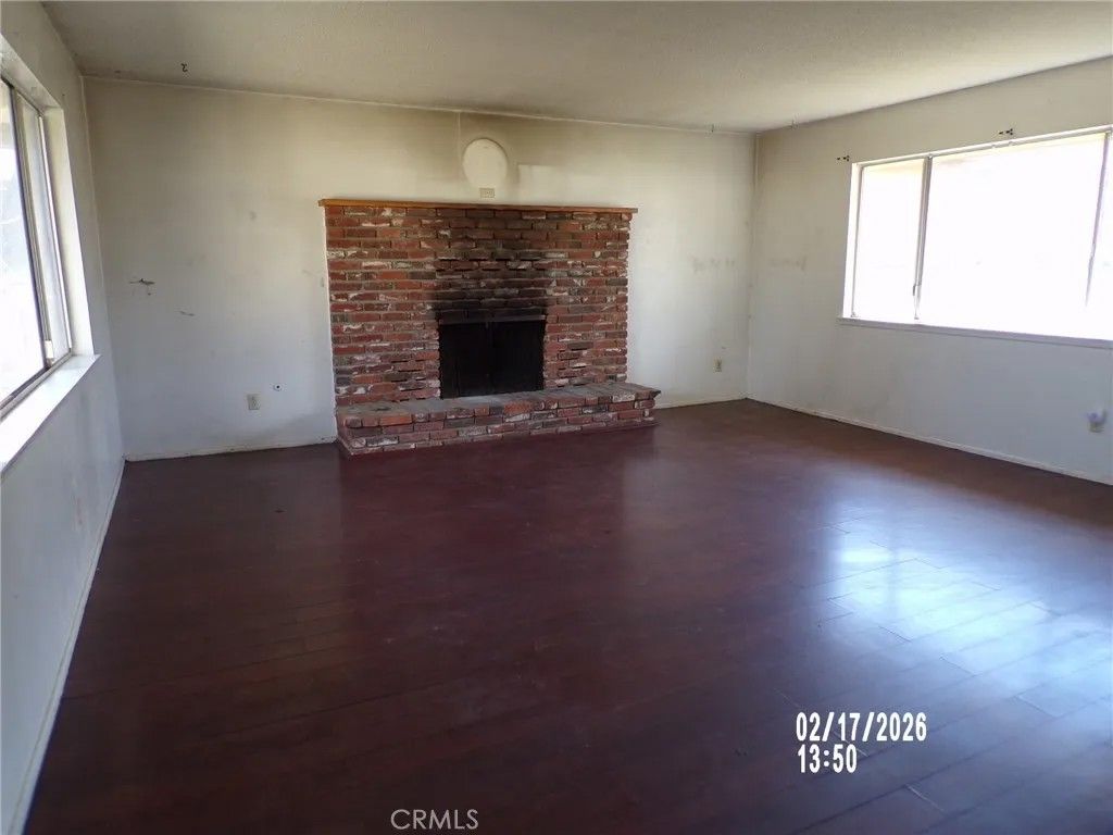 Photo of 7380 Dumosa Ave, Yucca Valley, CA 92284 (MLS # JT26043983)