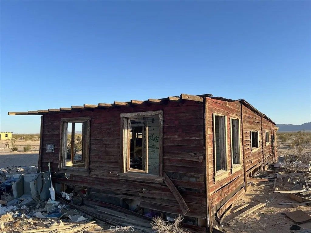 Photo of 5900 Lanes, 29 Palms, CA 92277 (MLS # OC25280120)