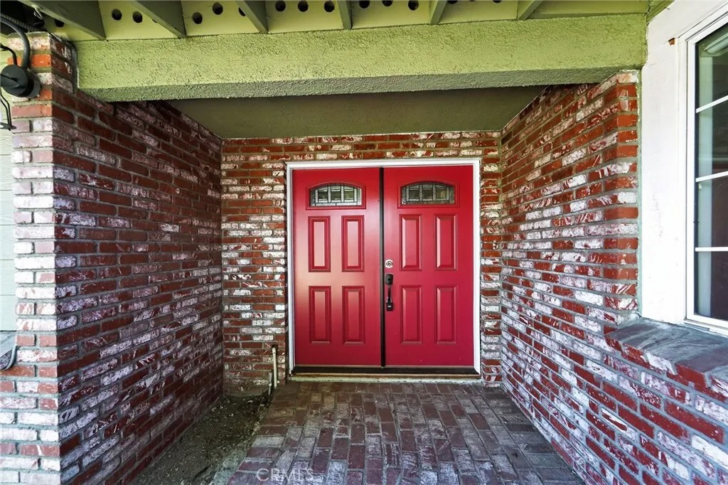 11633 Balboa