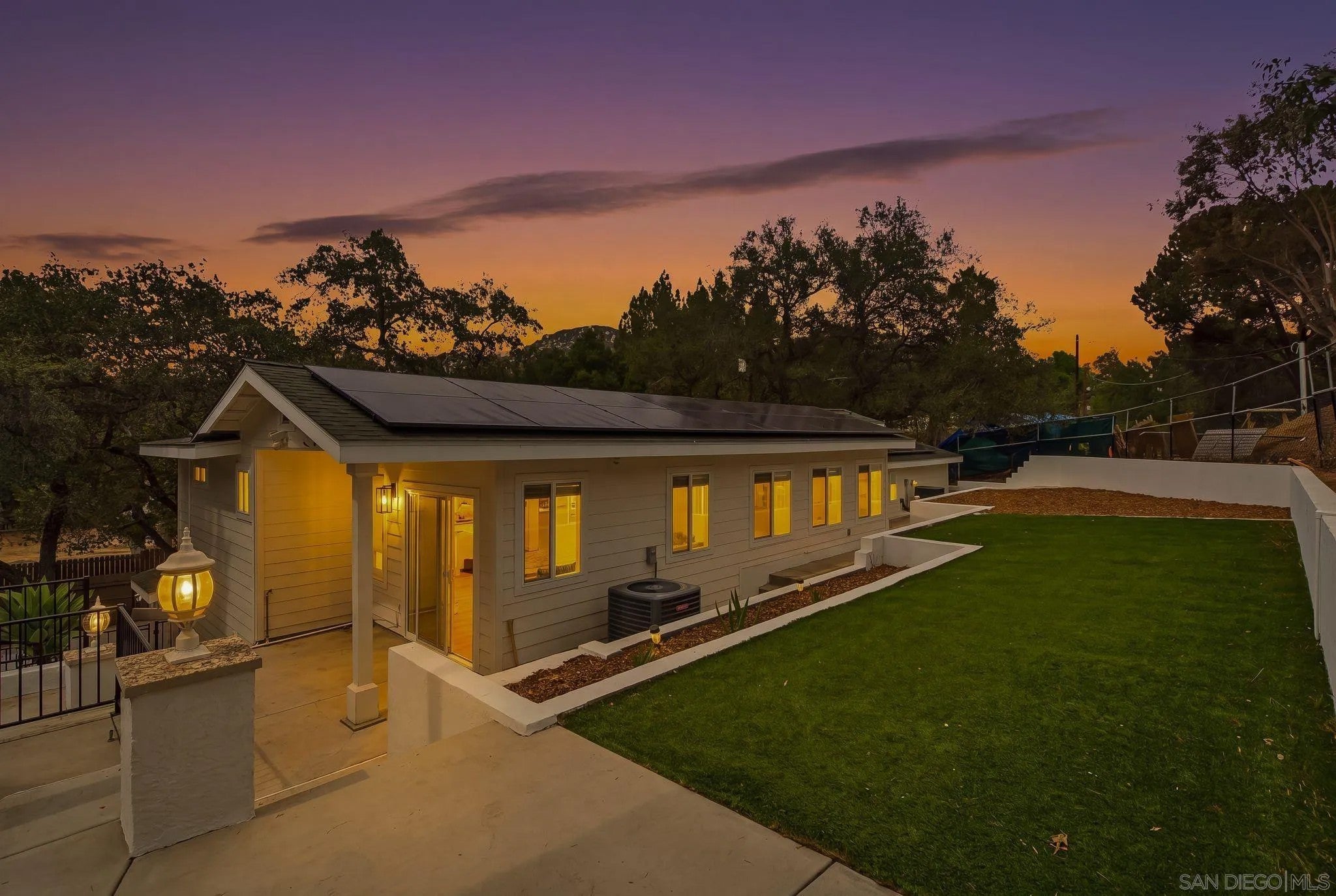 10243 Canyon