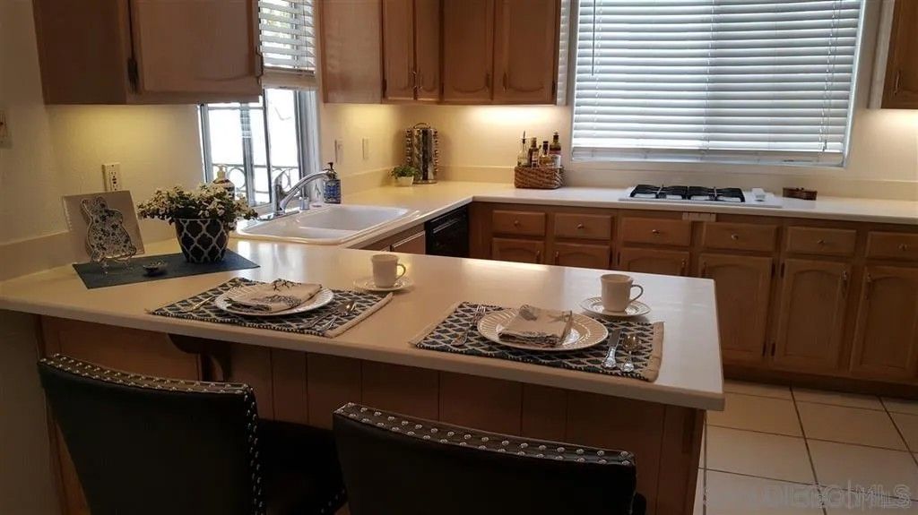 Photo of 5157 Renaissance Ave #A, San Diego, CA 92122 (MLS # 260002766)