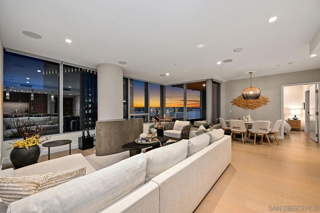 Photo of 888 W E Street #1503, San Diego, CA 92101 (MLS # 250040924)