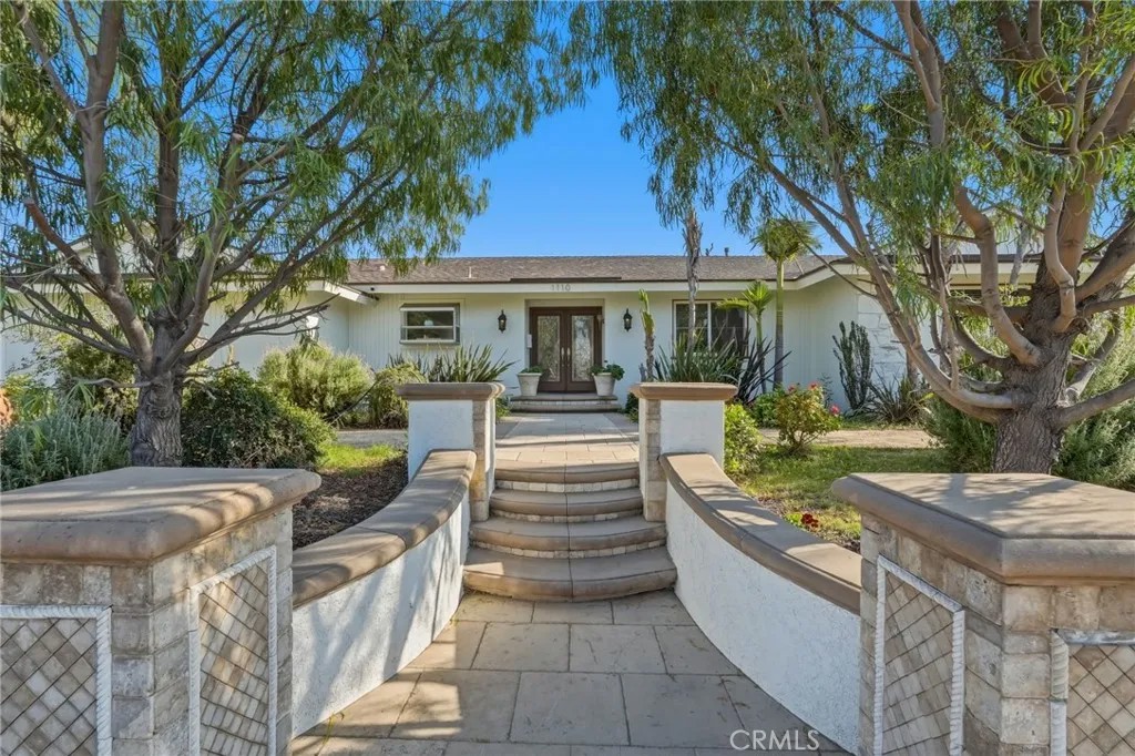 1110 E Meats Avenue