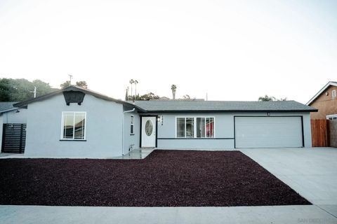 1654 Walbollen St Spring Valley CA 91977