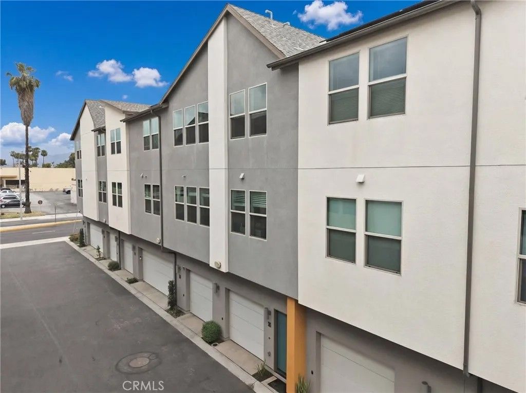 Photo of 326 Strike, Covina, CA 91722 (MLS # CV26071366)