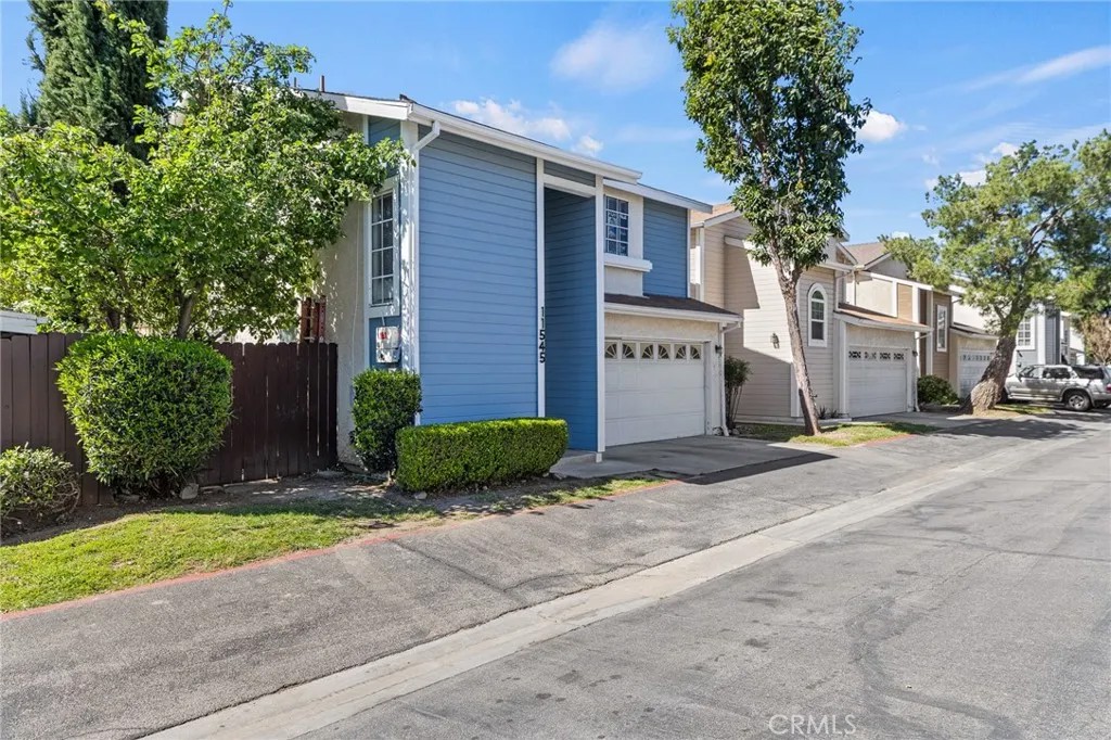 11545 Honeyglen