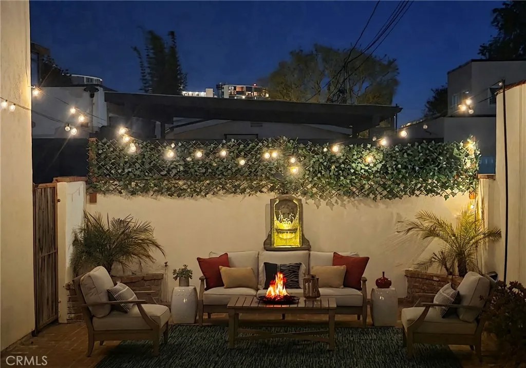 3109 Stanford Avenue