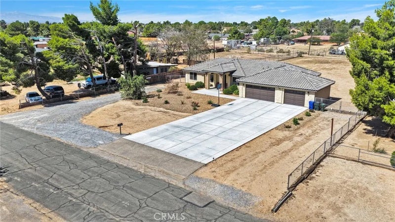 13922 Jicarilla Road