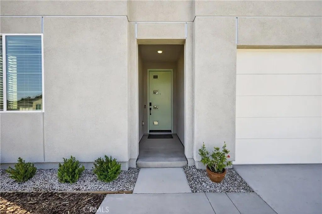 Photo of 35164 Bergamot Cove, Fallbrook, CA 92028 (MLS # OC26038130)