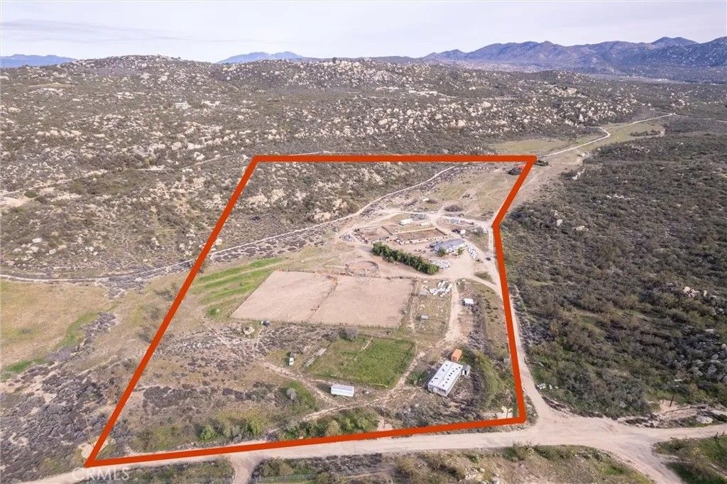 Photo of 44050 Barbara Trail, Aguanga, CA 92536 (MLS # SW26021272)