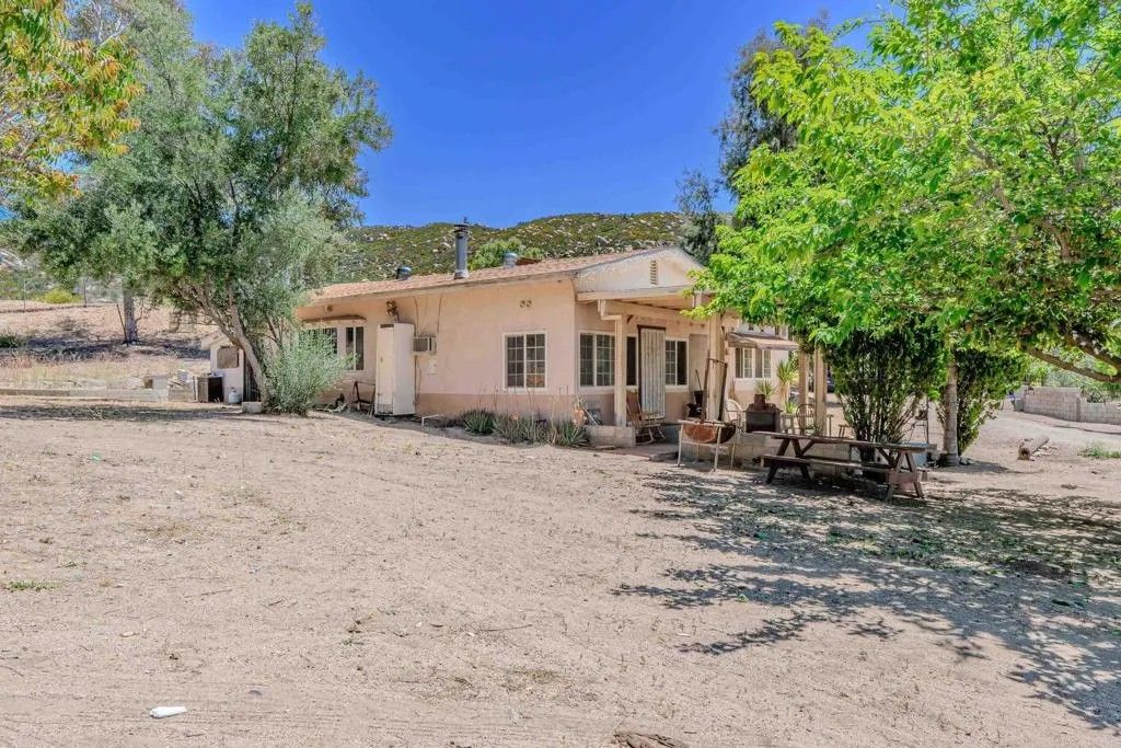 Photo of 45500 Lewis Valley Road, Hemet, CA 92544 (MLS # PTP2603493)