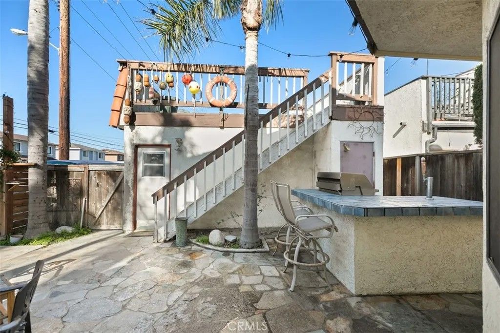 Photo of 201 Adams Ave, Huntington Beach, CA 92648 (MLS # PW26001506)