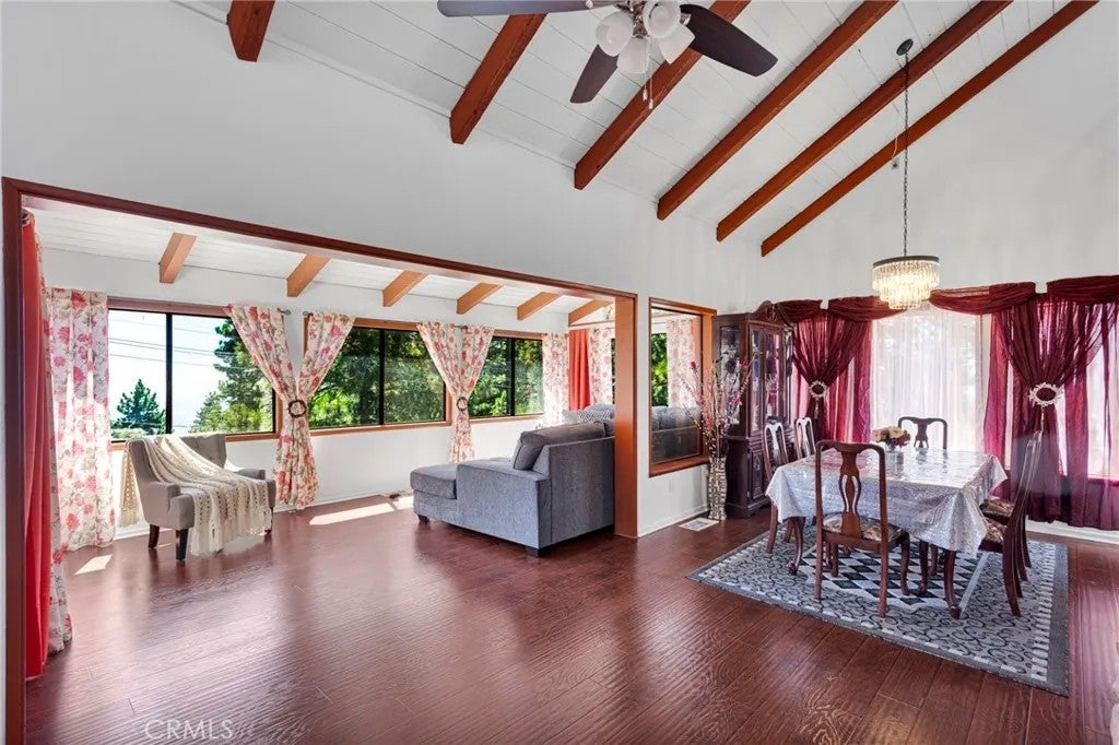 30772 Knoll View