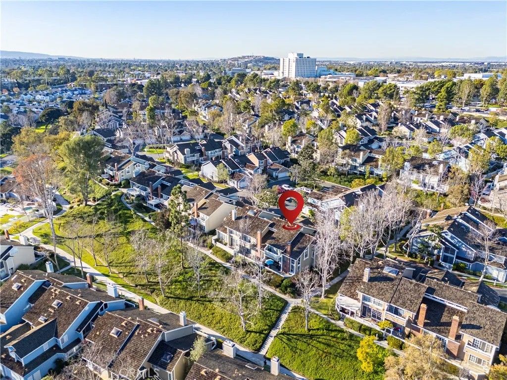 Photo of 451 Kakkis Dr #101, Long Beach, CA 90803 (MLS # PW26012601)