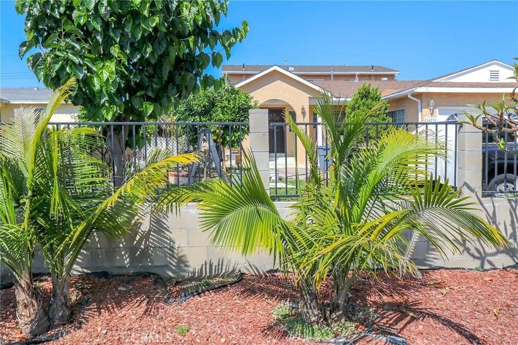 Photo of 1423 Barford Ave, Hacienda Heights, CA 91745 (MLS # WS26071187)