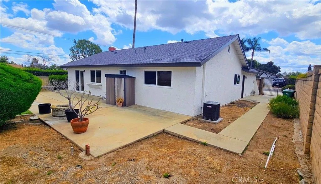 Photo of 637 E Gaillard St, San Dimas, CA 91773 (MLS # IG26091414)