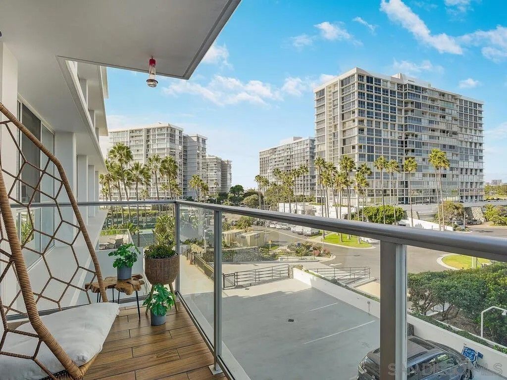 Photo of 1830 Avenida Del Mundo #403, Coronado, CA 92118 (MLS # 250041521)