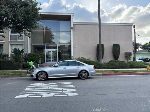 Photo of 6601 Springpark Ave, Los Angeles, CA 90056 (MLS # PW25238921)