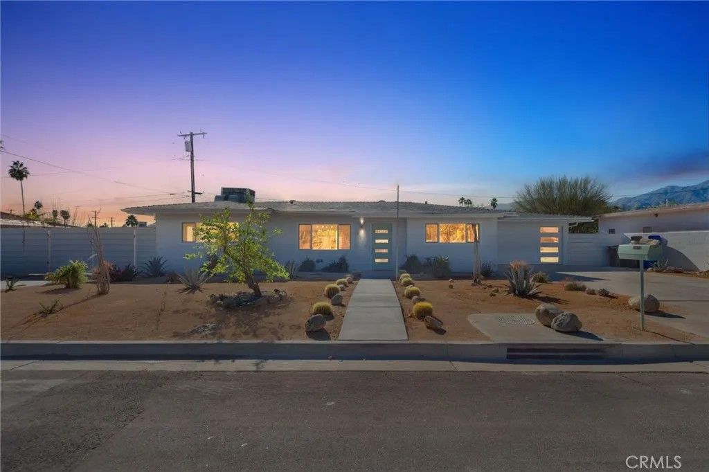 Photo of 4379 E Camino San Miguel, Palm Springs, CA 92264 (MLS # IG26013260)