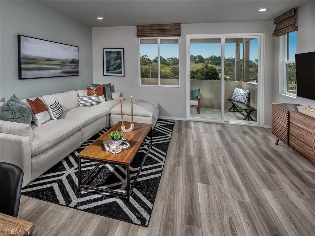 4869 Merida Way