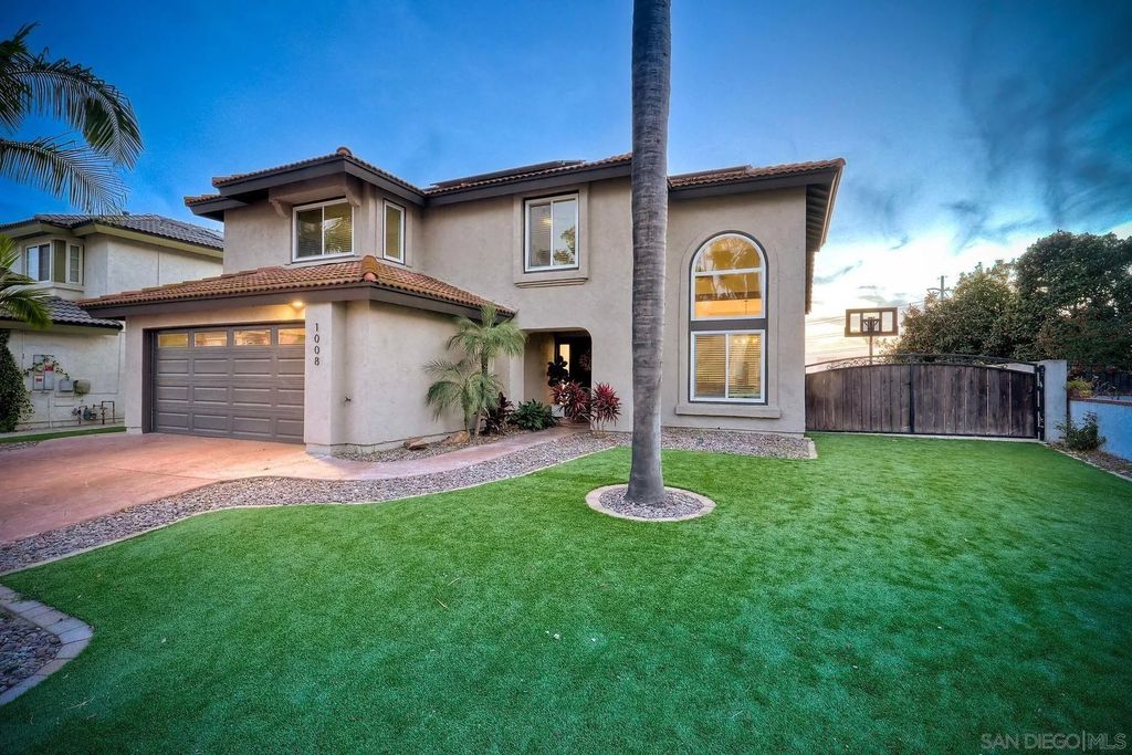 Photo of 1008 Red Oak Pl, Chula Vista, CA 91910 (MLS # 260009709)