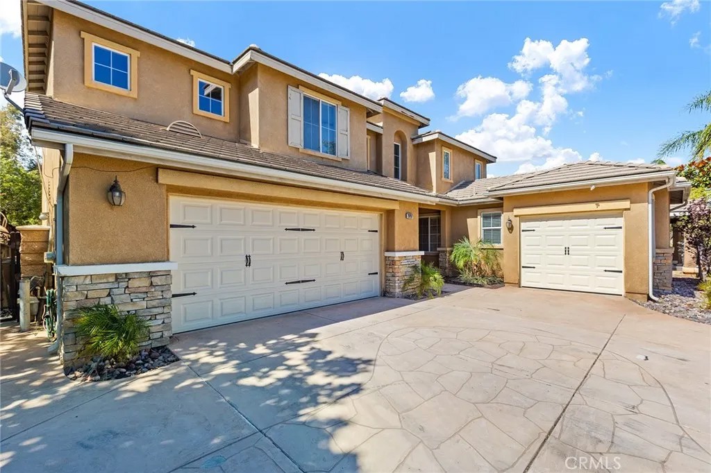 28197 Basswood