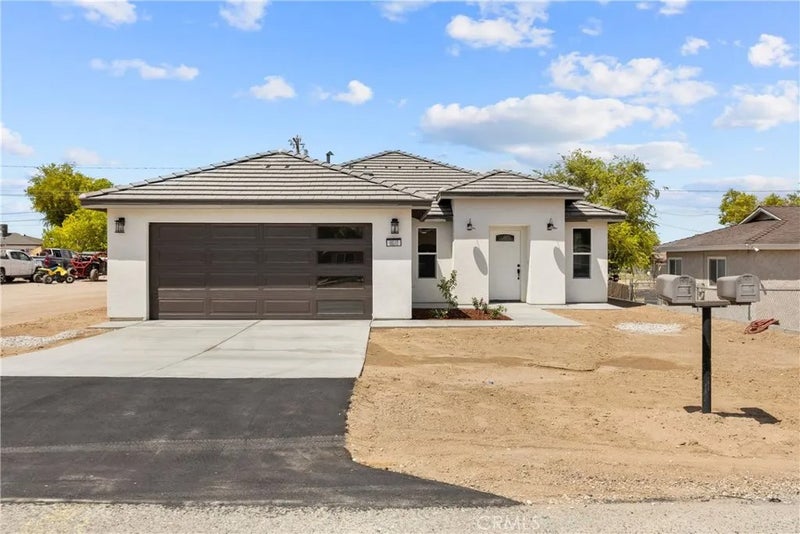16512 Chestnut St