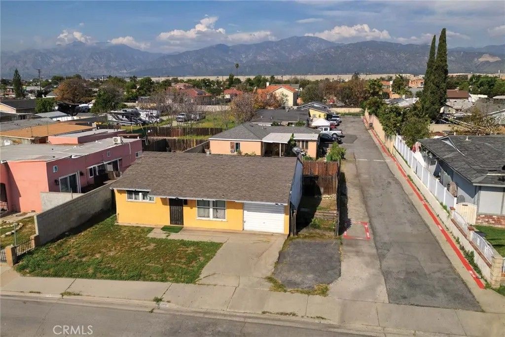 Photo of 14457 Cavette Pl, Baldwin Park, CA 91706 (MLS # CV26042900)