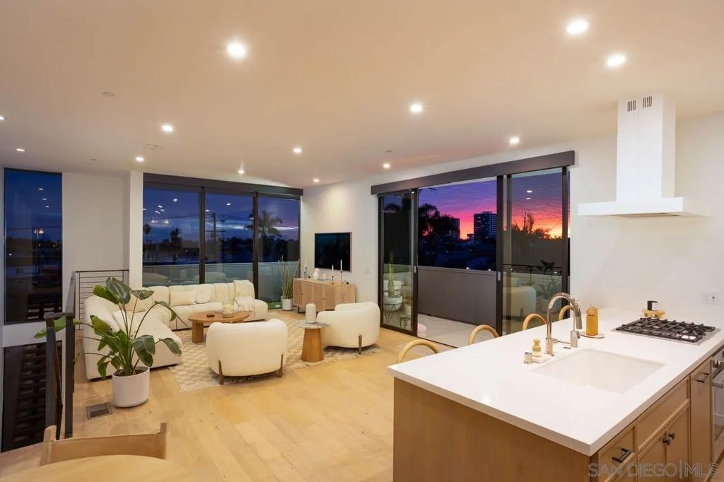 Photo of 4114 Louisiana St, San Diego, CA 92104 (MLS # 2600604)