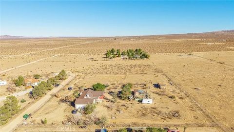 Tiny photo for 33600 172nd St, Llano, CA 93544 (MLS # IV25252918)