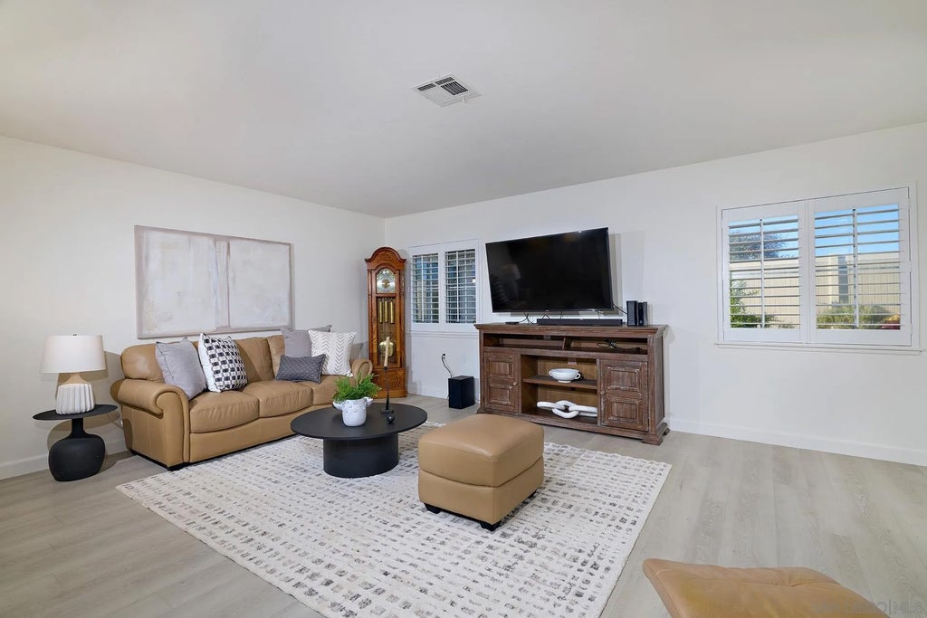 Photo of 12466 Senda RD, San Diego, CA 92128 (MLS # 260024968)