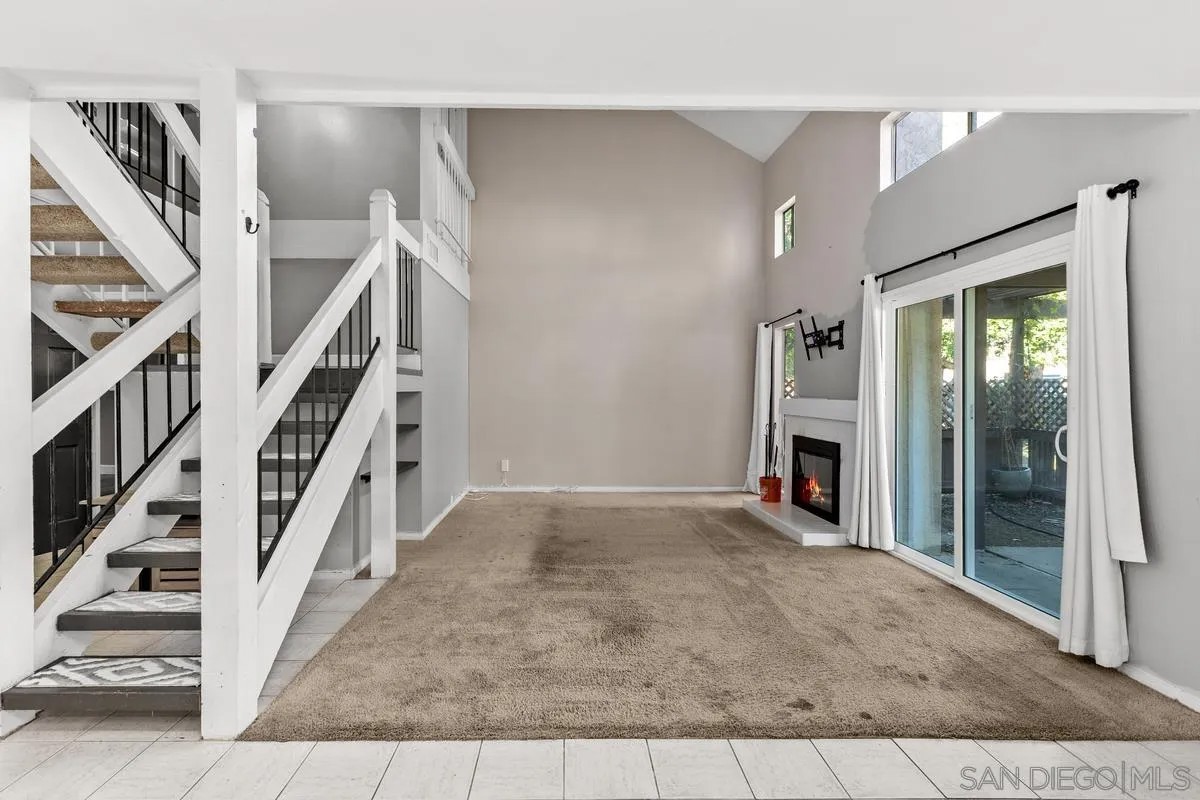 23823 Green Haven Ln