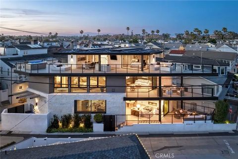 Photo of 109 Turquoise Ave, Newport Beach, CA 92662 (MLS # NP26084952)