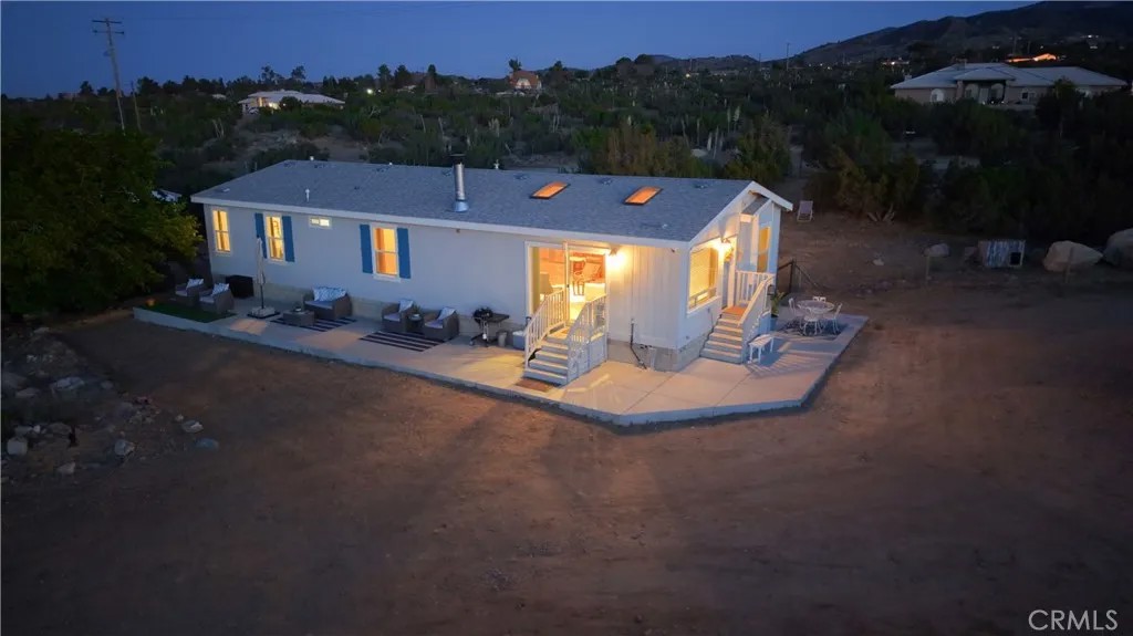 1330 Tamarack