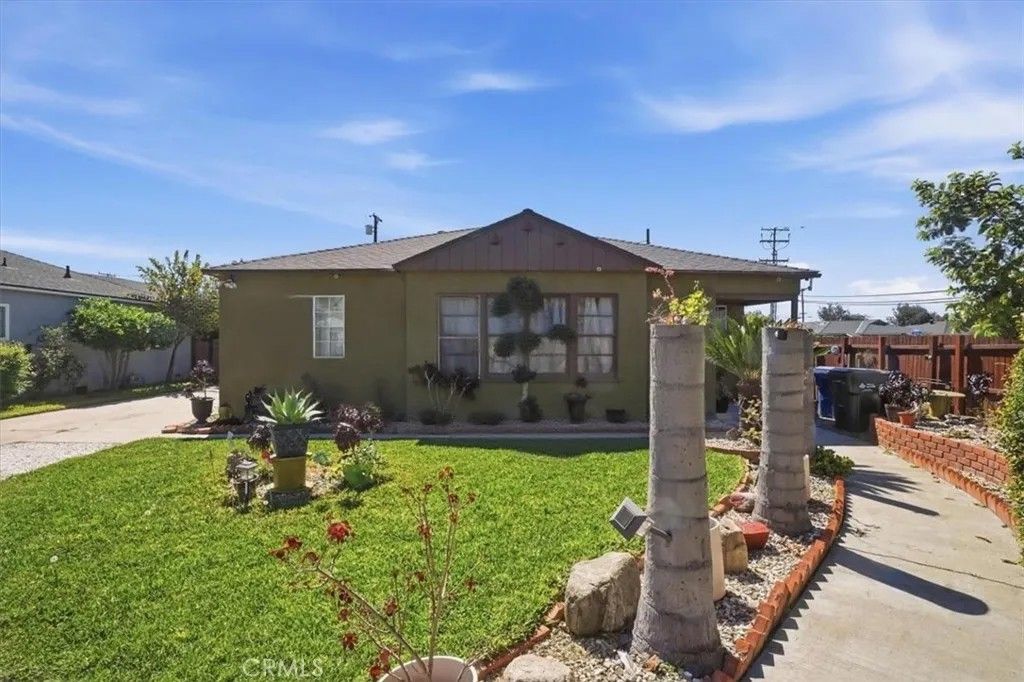 Photo of 9602 Borson Street, Downey, CA 90242 (MLS # CV26080455)